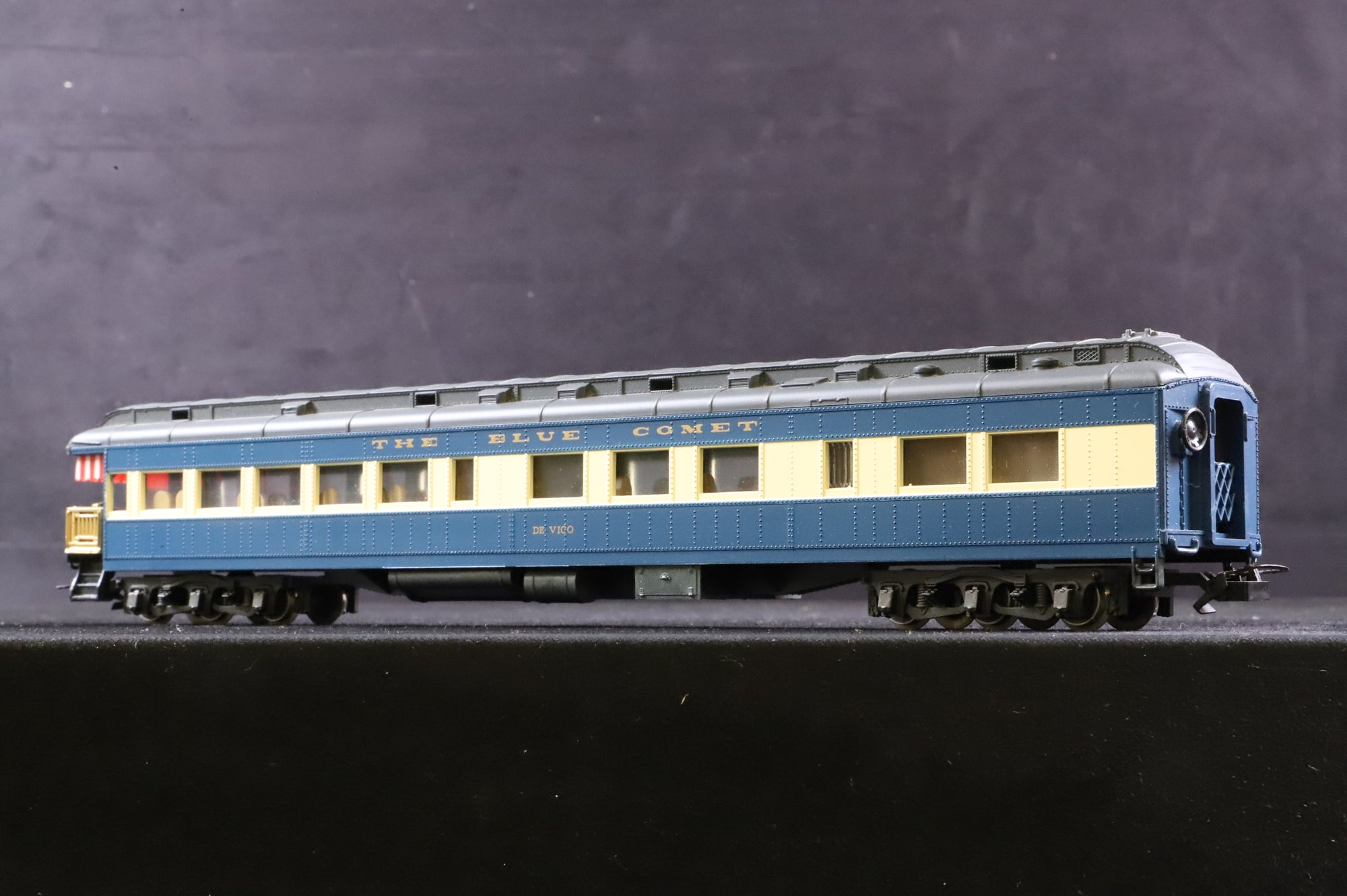 Rivarossi HO 2644/5/7/8 Rake of 4 Pullman 'Blue Comet' Coaches