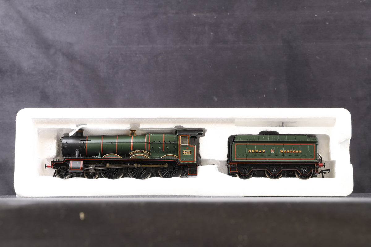 Bachmann OO 32-003 Class 4900 Hall 4-6-0 &#39;4936&#39; &#39;Kinlet Hall&#39; Great Western Green w/Crest, DCC Fitted