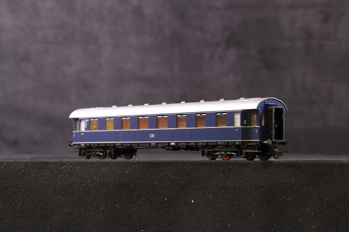 Liliput HO 844 Rake Of 5 DSG Coaches