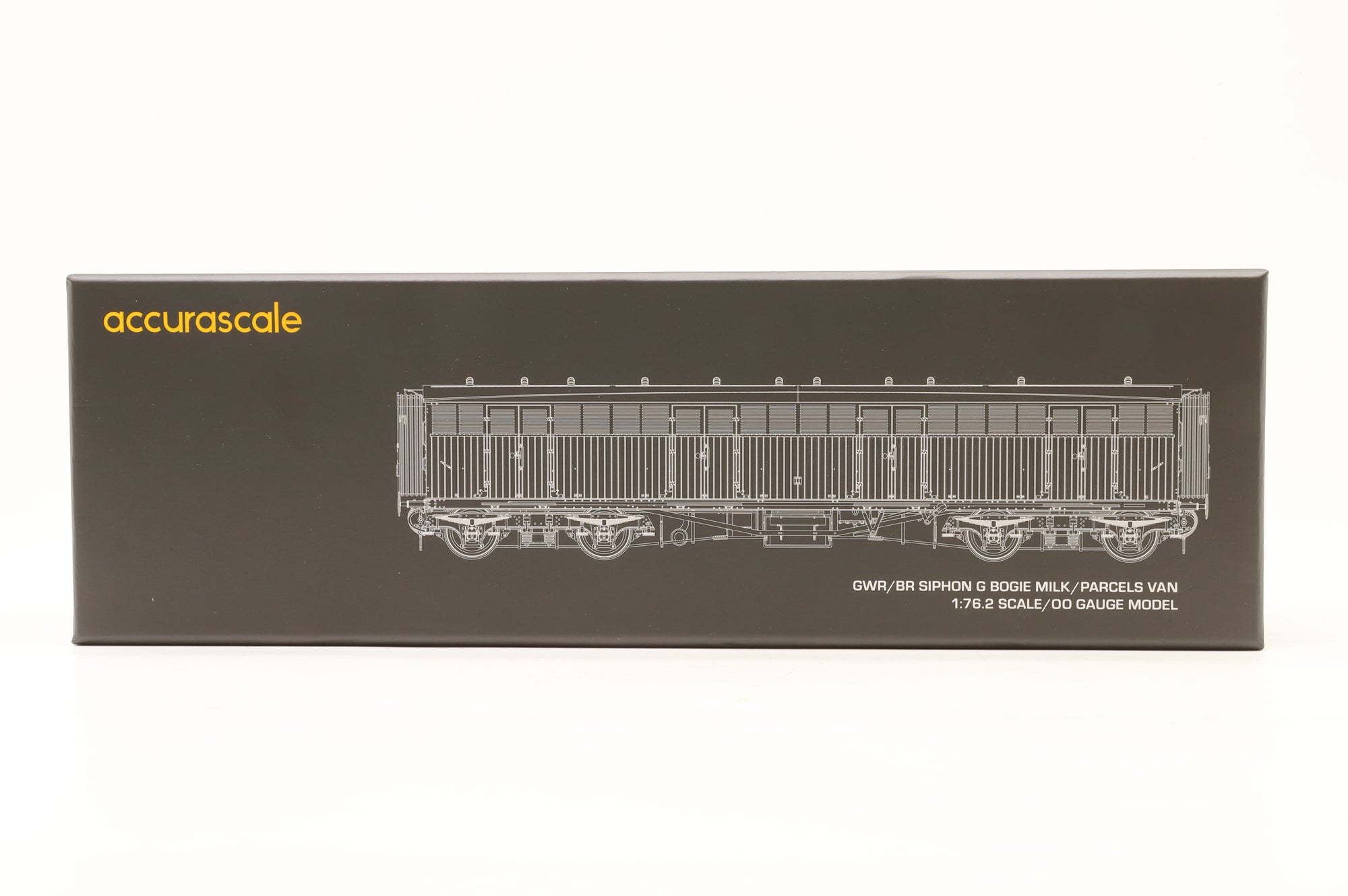Accurascale OO ACC2422 Siphon G Pattern O.62 (Rebuilt) in BR Newspapers Blue