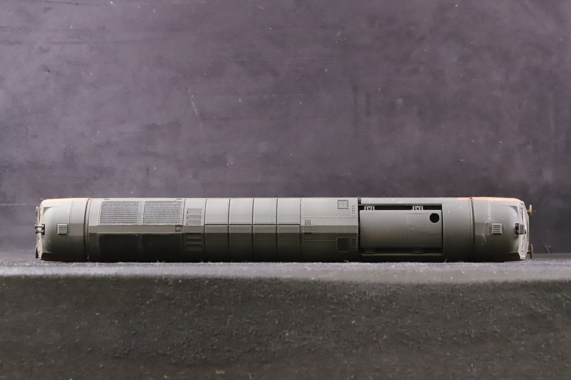 Hornby OO Class 60 60059 'Swinden Dalesman' in Load Haul Black/Orange - Weathered