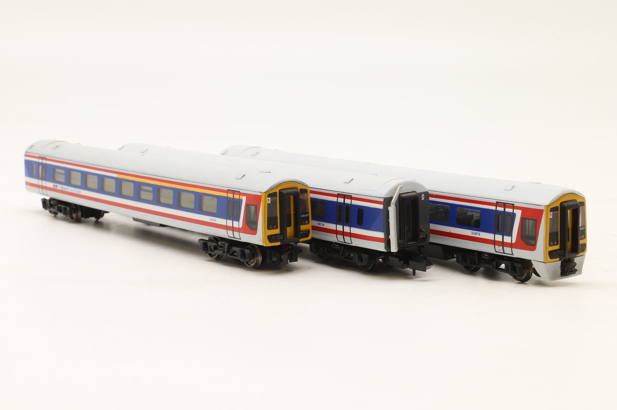 Graham Farish N 8748 Class 159 3-Car Set With Dummy NSE Livery