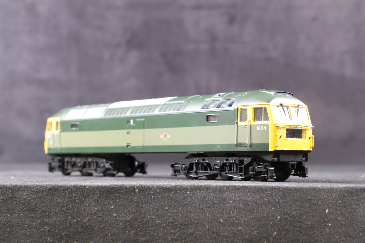 Heljan OO 4703 Class 47 &#39;1934&#39; Two Tone Green L/C