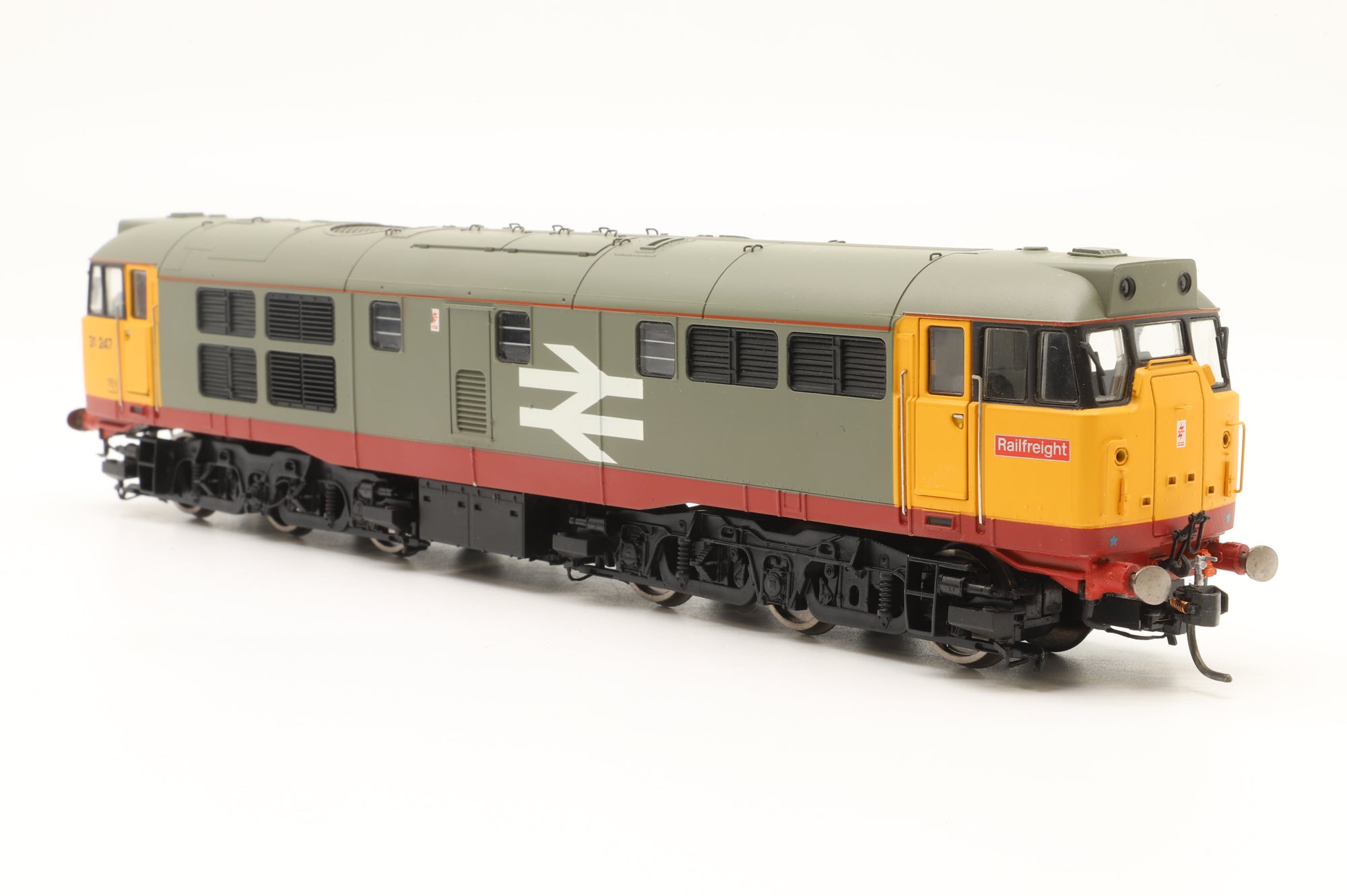 Hornby OO R2900XS Class 31 AIA-AIA '31247' Sub Sector DCC Sound