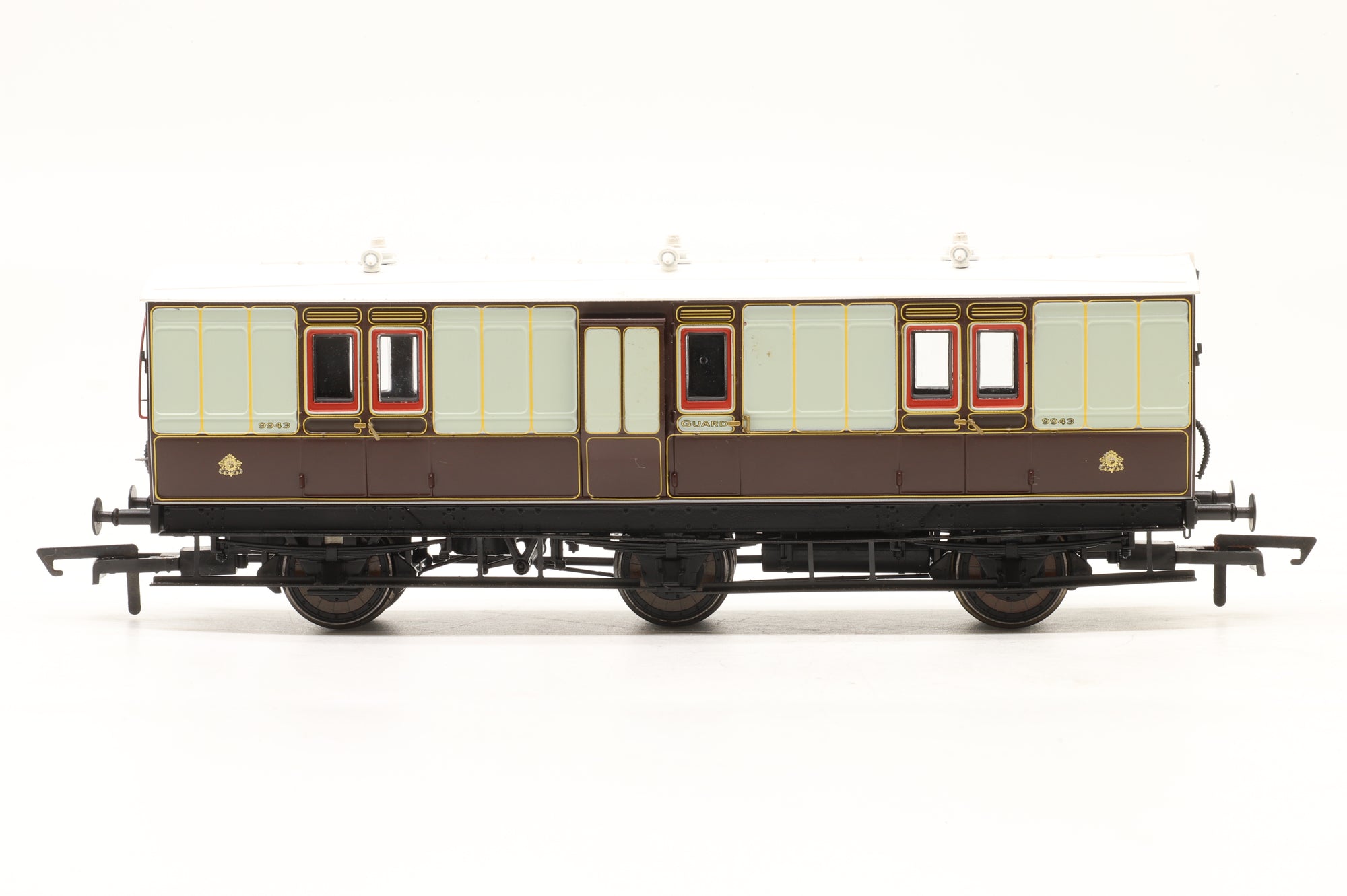Hattons OO Rake Of 8 LNWR Genesis Coaches
