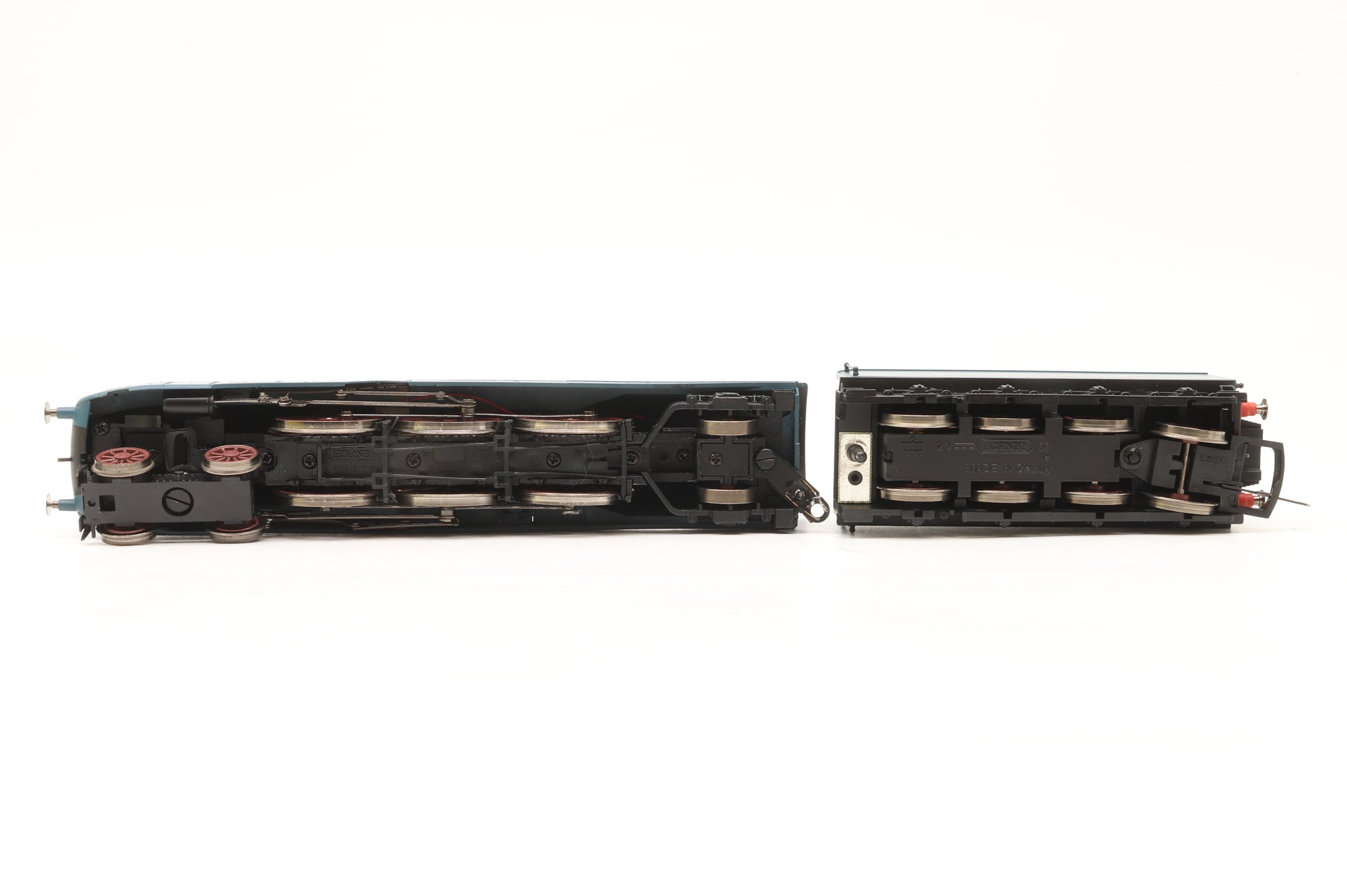 Hornby OO R2779 LNER Class A4 'Falcon' '4484'
