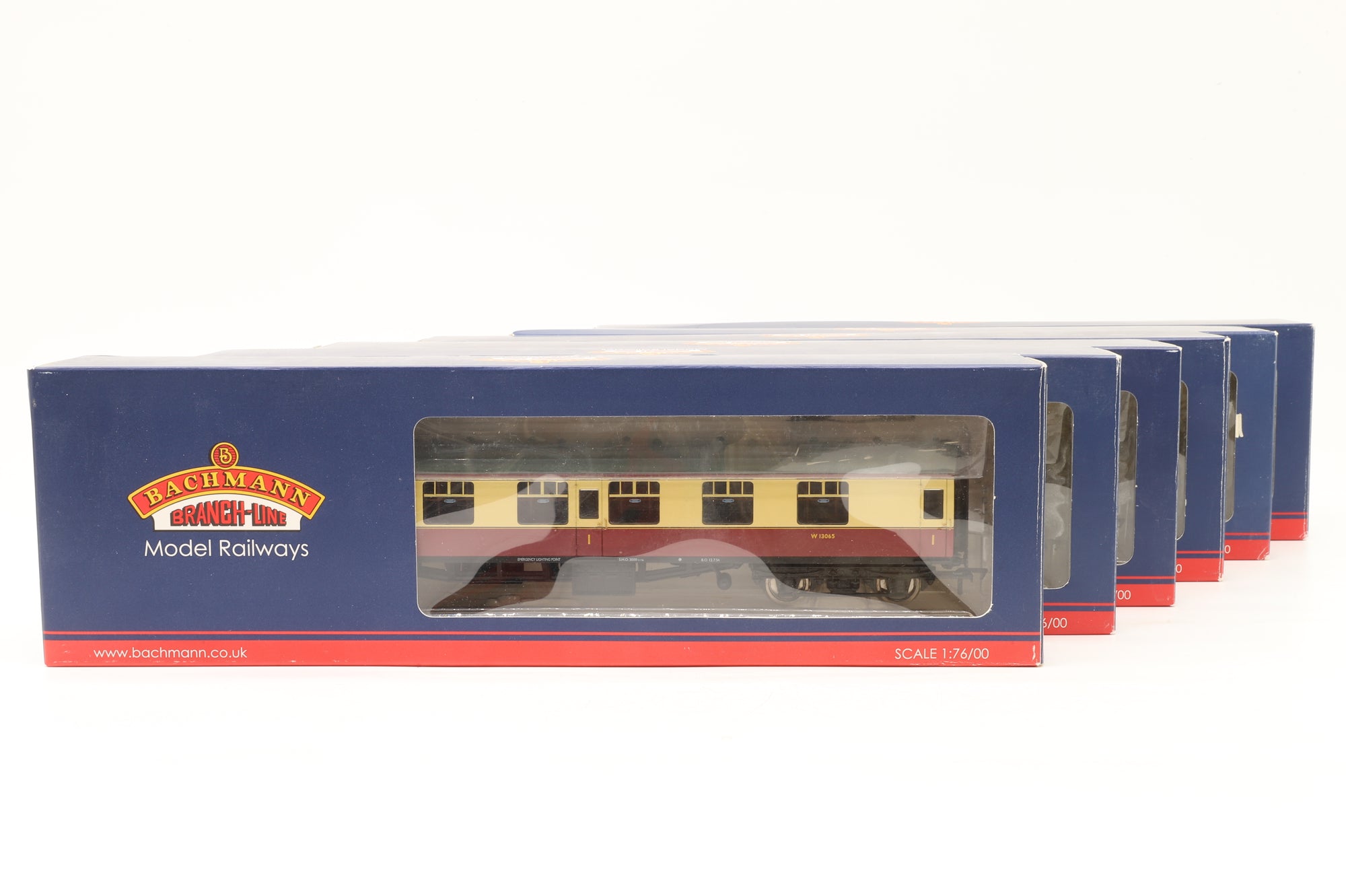 Bachmann OO Rake of 6 Mk1s in BR Crimson/Cream