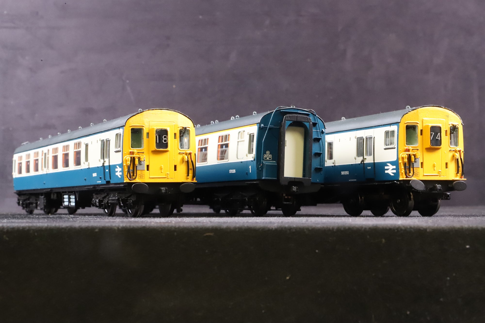 WORKSHOP Bachmann OO Class 411 3-car CEP EMU 7134