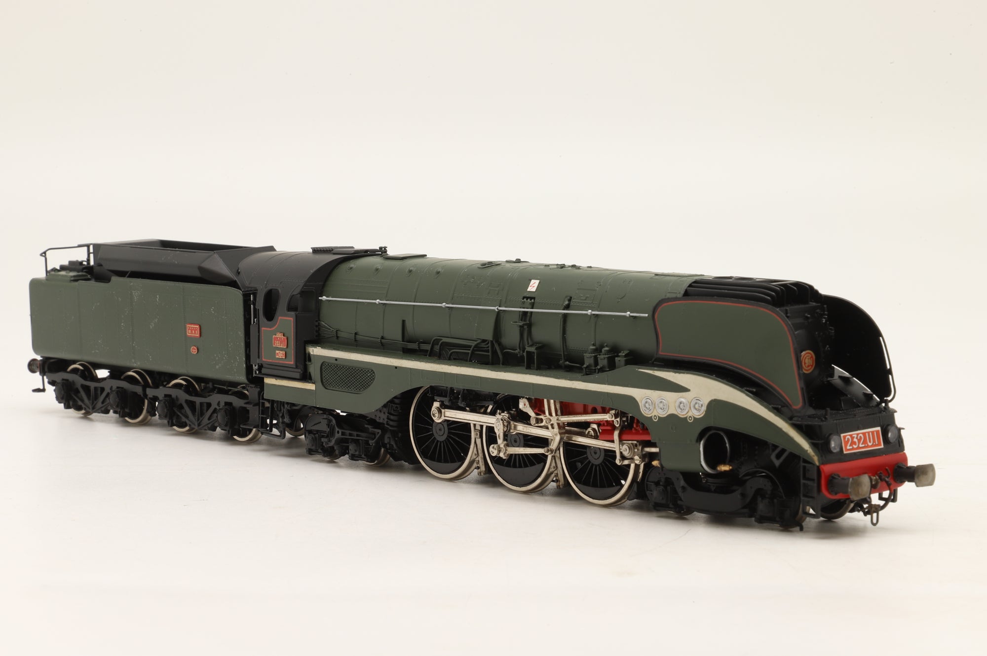 Fulgurex HO 232.UI 4-6-4 in SNCF Lined Green