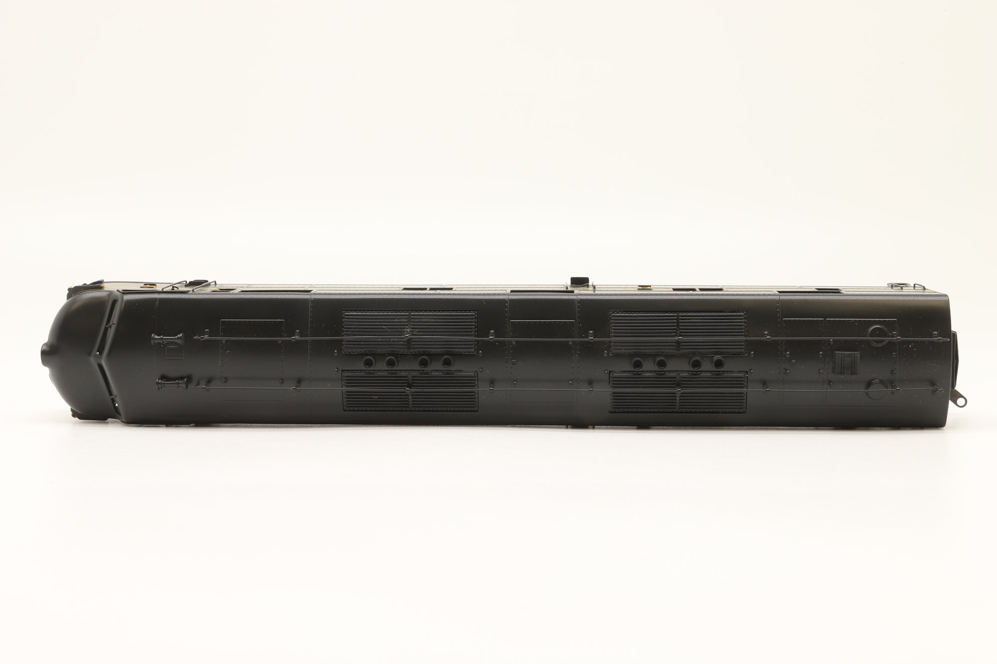 Oriental Limited HO Brass EMD E&A/E7B in PRR Brunswick Green - Unnumbered