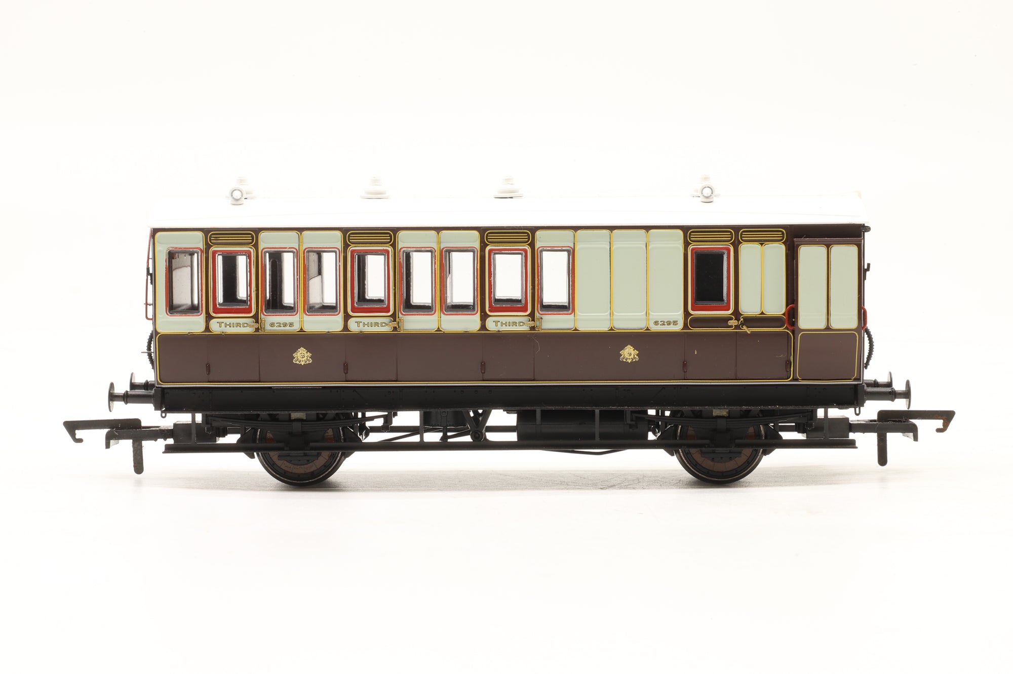 Hattons OO Rake Of 8 LNWR Genesis Coaches