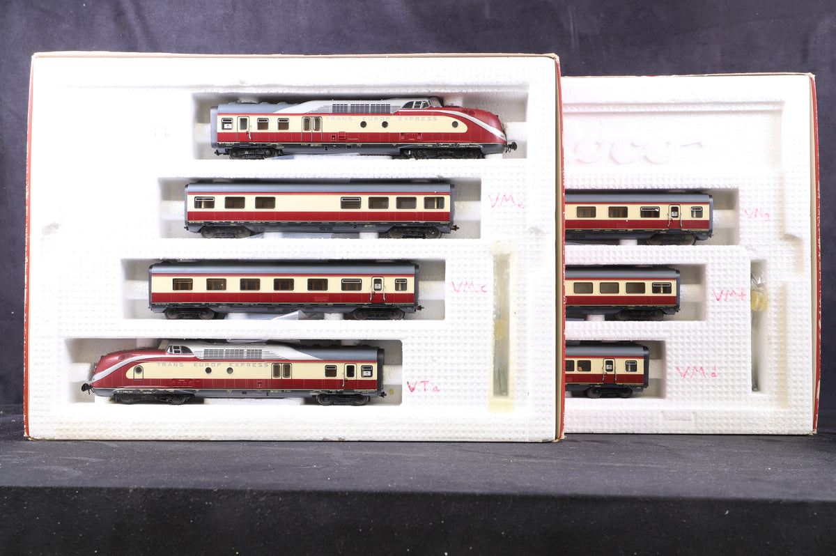 Roco HO 04183A &amp; 04070A BR VT 11.5 (VT601) TEE 7 Car Train Pack