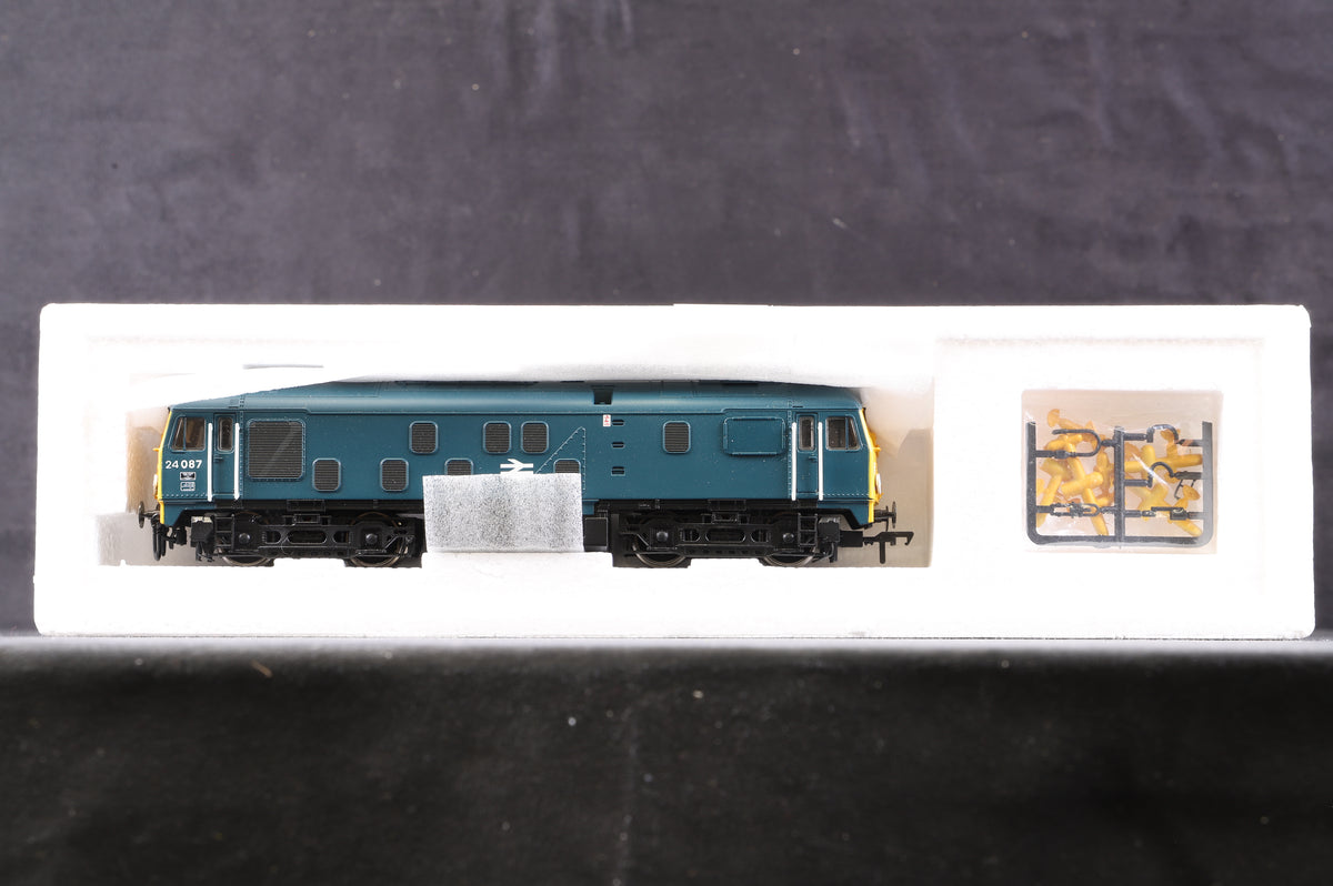 Bachmann OO 32-428 Class 24 Diesel &#39;5087&#39; BR Blue