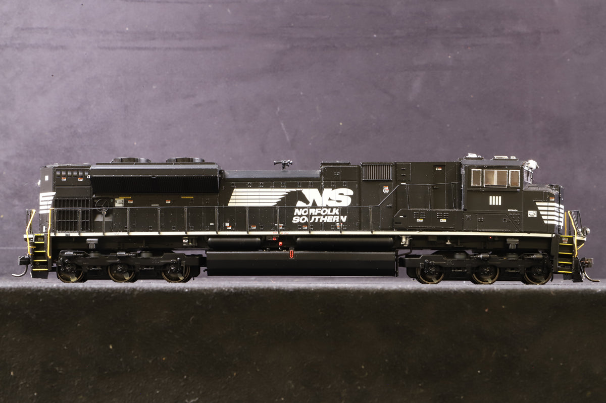 Athearn Genesis HO ATHG68880 SD70ACe Diesel Locomotive &#39;1111&#39; Norfolk Southern DCC Fitted