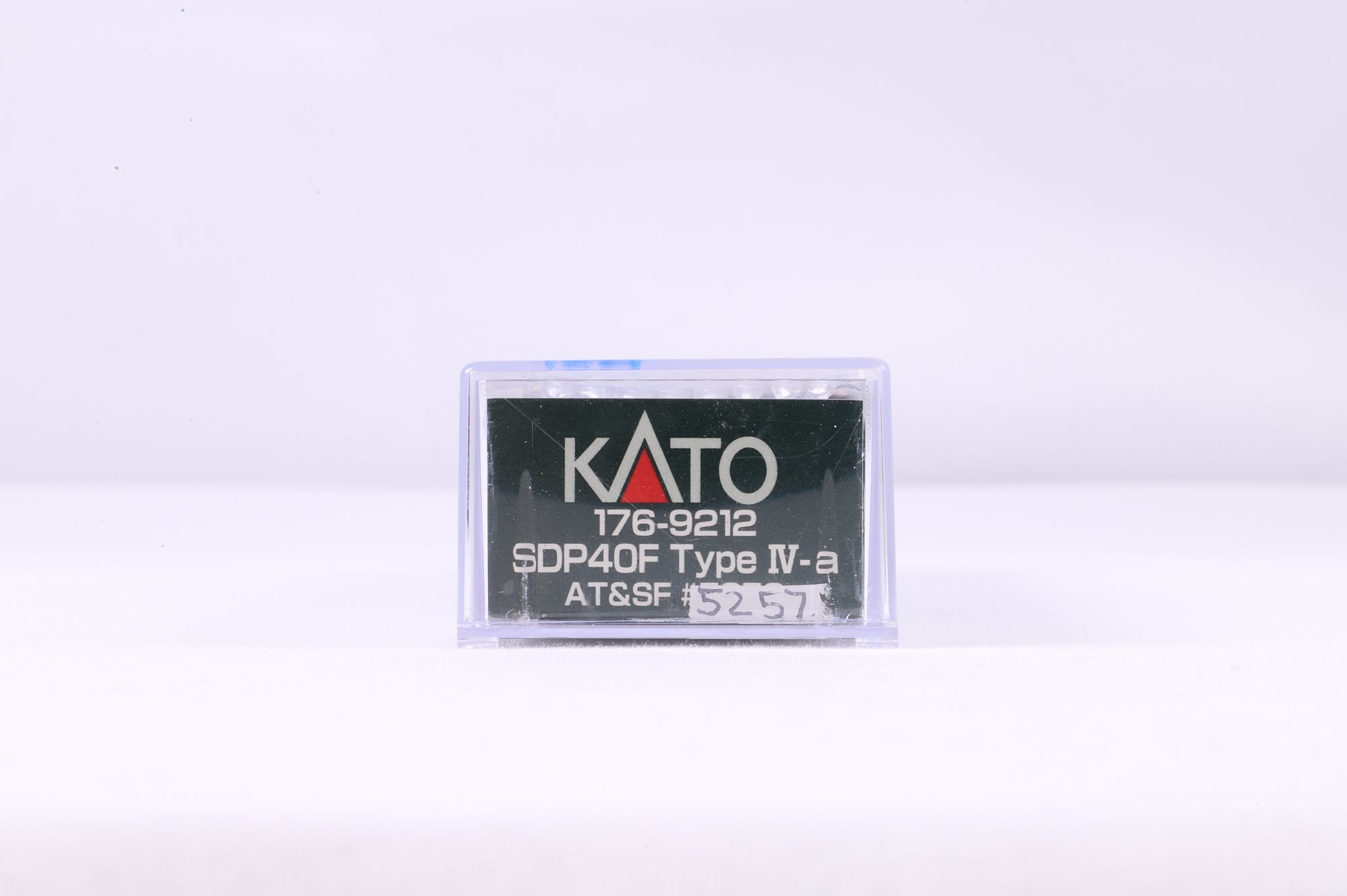 Kato N 176-9212 SDP40F Type IV-a AT&SF '5257'