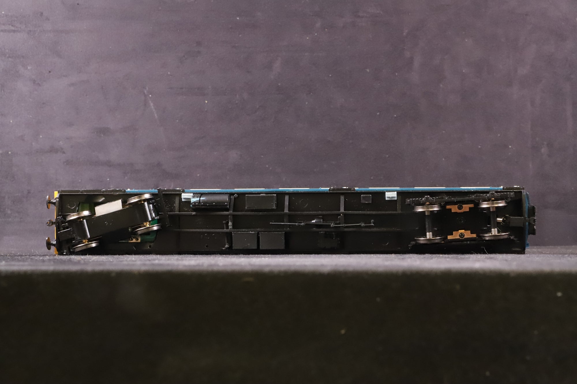 WORKSHOP Bachmann OO Class 411 3-car CEP EMU 7134