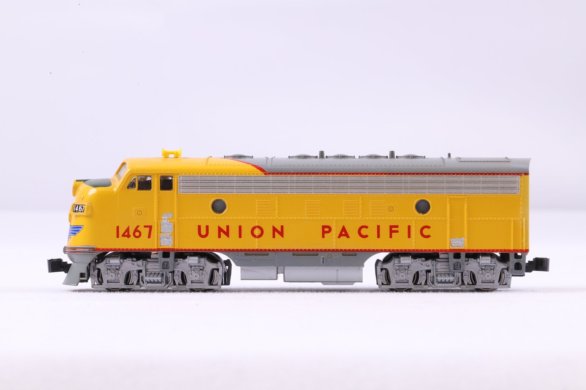 Kato N 176-217 F7A Dual Headlight UP '1467'