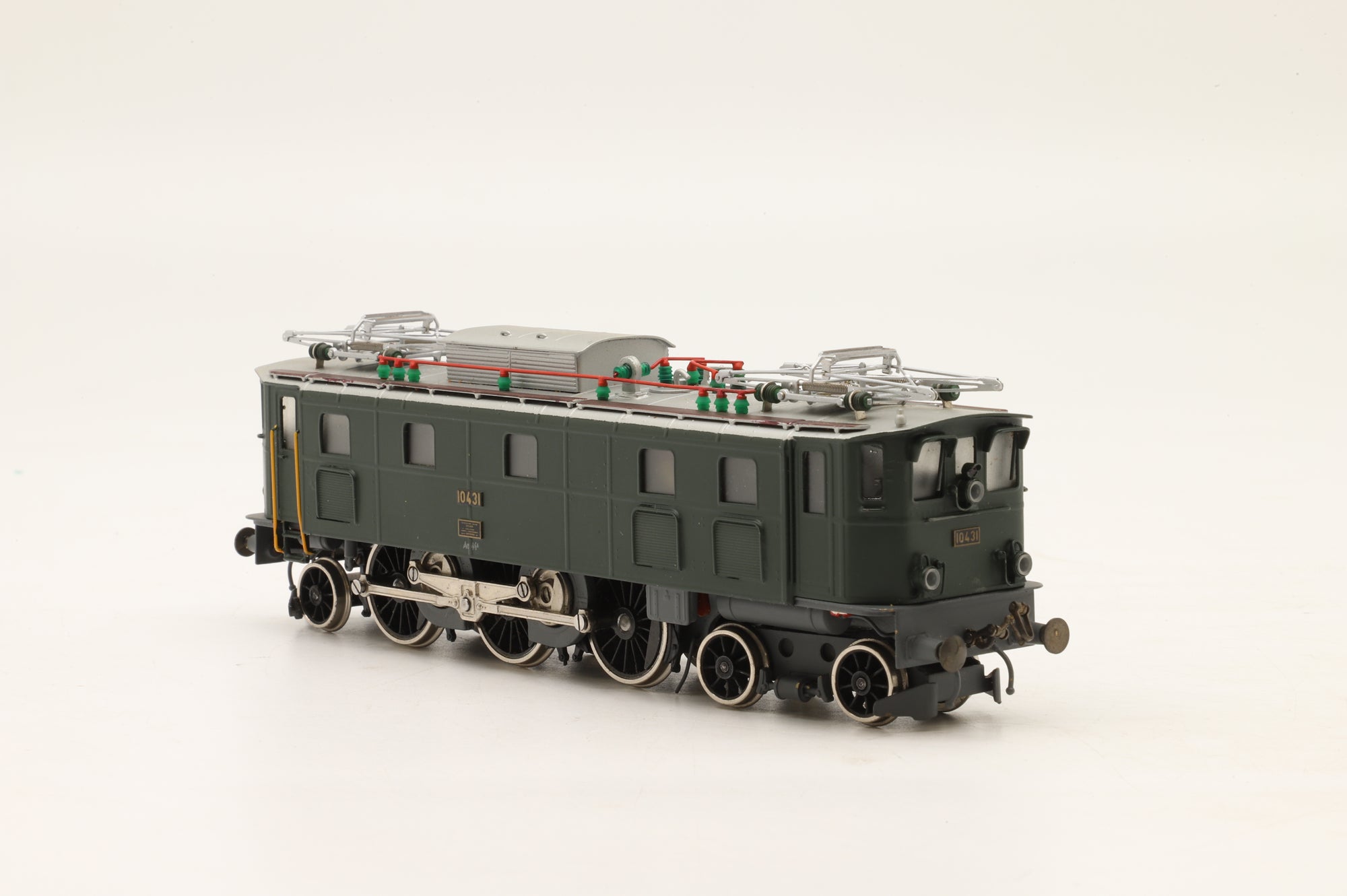Fulgurex HO Ae 3/6II #10431 in SBB Green