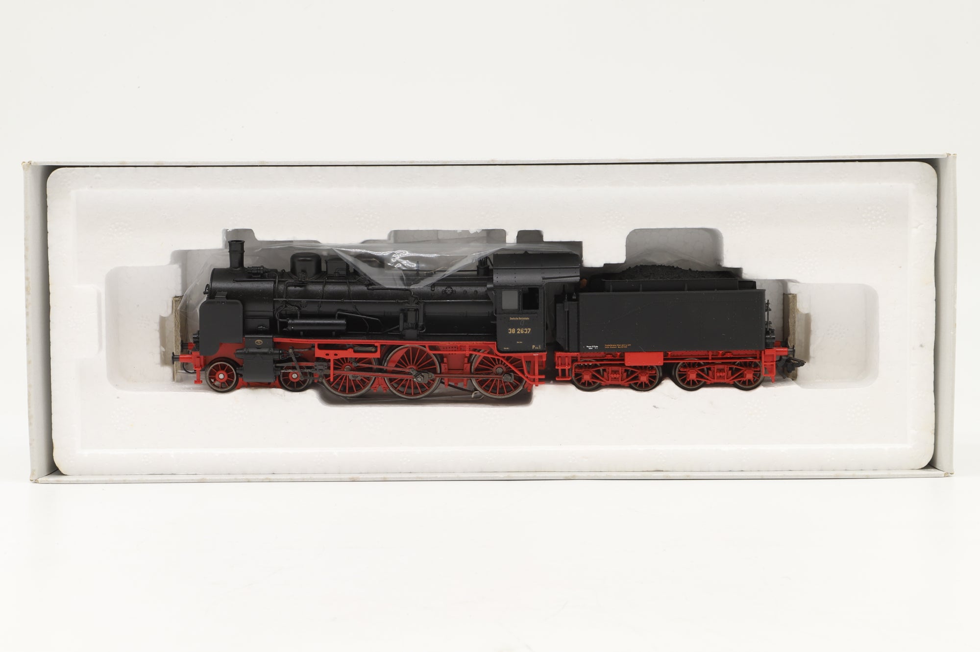 Marklin HO 37039 BR 38 Steam Locomotive MFX Sound 3 Rail Smoke