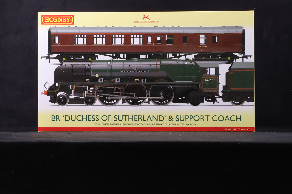 Hornby OO R3221 BR &#39;Duchess of Sutherland&#39; &amp; Support Coach Train Pack