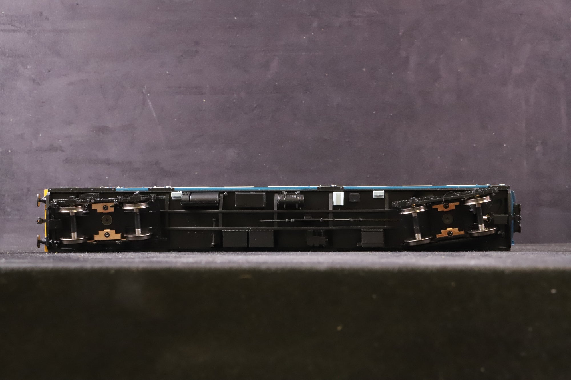 WORKSHOP Bachmann OO Class 411 3-car CEP EMU 7134