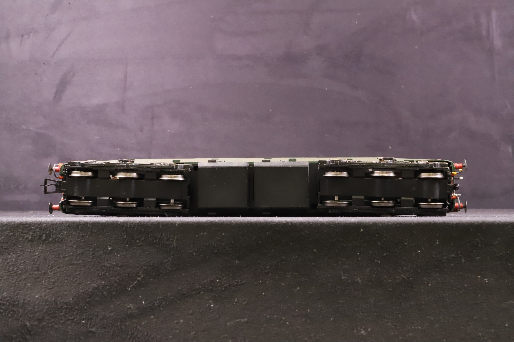 Bachmann OO 32-776 Class 37/0 Diesel 'D6707' BR Green Split Headcode Weathered