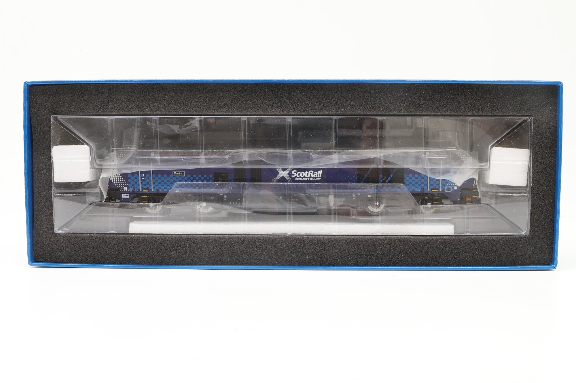 Dapol OO 4D-022-009 Class 68 '68006' Daring Scotrail Late Modified, DCC fitted
