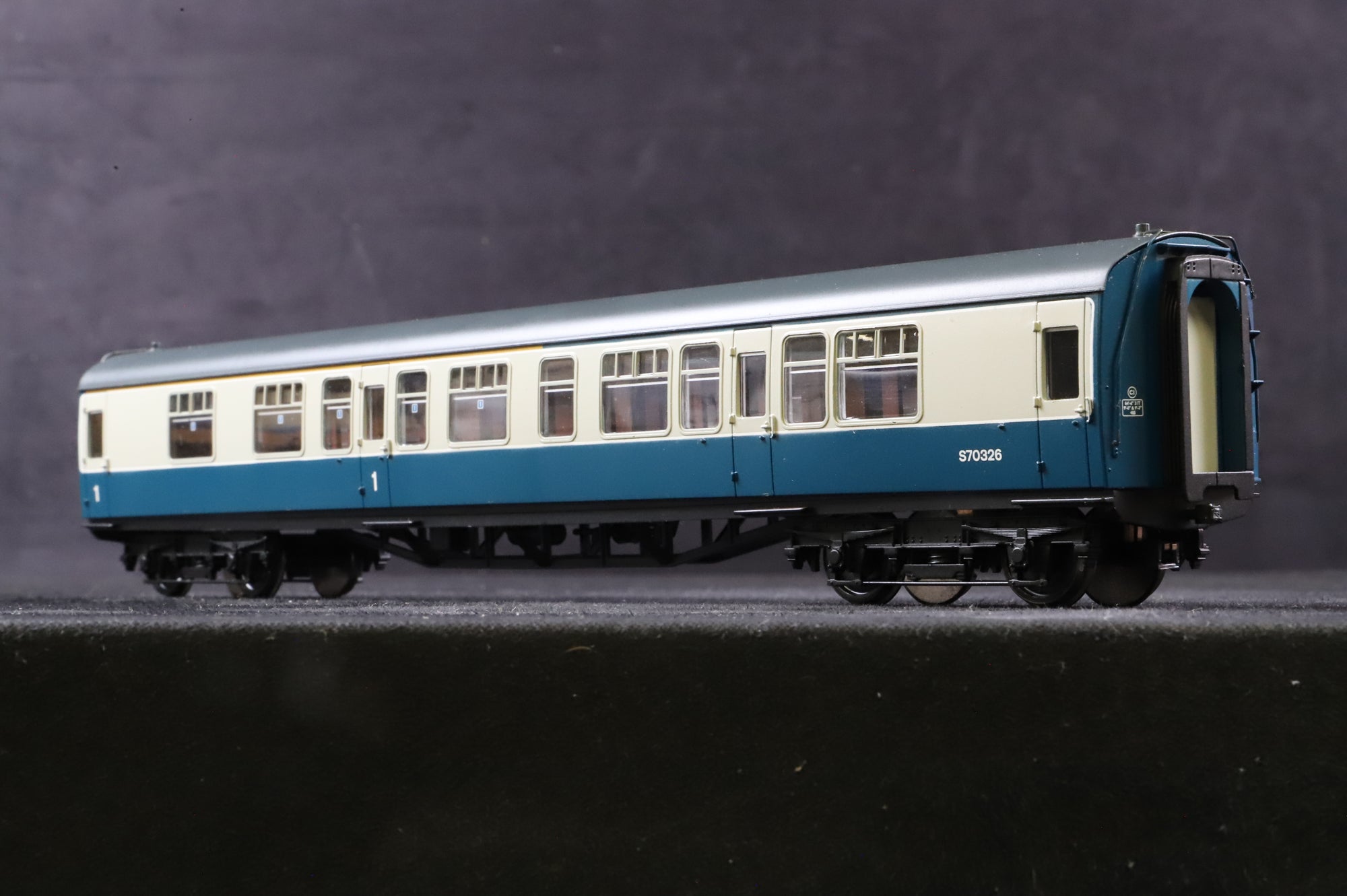 WORKSHOP Bachmann OO Class 411 3-car CEP EMU 7134