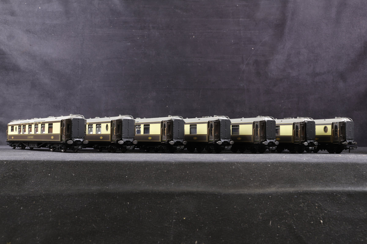 Hornby OO Rake Of 7 Pullman Coaches Devon Belle