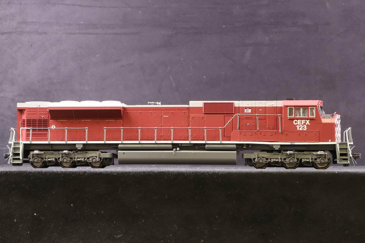 Kato HO 37-6361 EMD SD90/ 43MAC &#39;123&#39; Diesel Locomotive CEFX DCC Sound