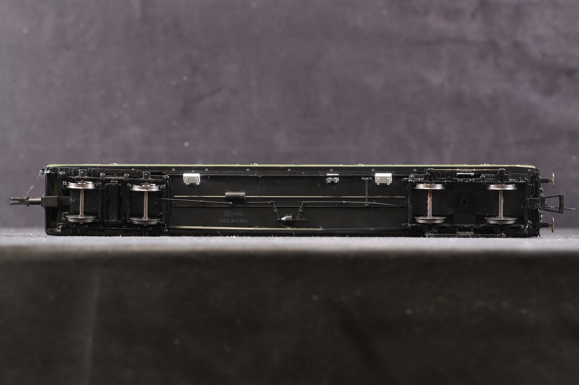 Hornby OO Southern Railway 2-BIL ‘2041’ Train Pack