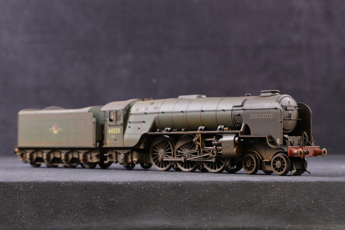 Hornby OO R3835 Thompson Class A2/3 4-6-2 &#39;Sun Castle&#39; &#39;60523&#39; BR Lined Green L/C, Weathered