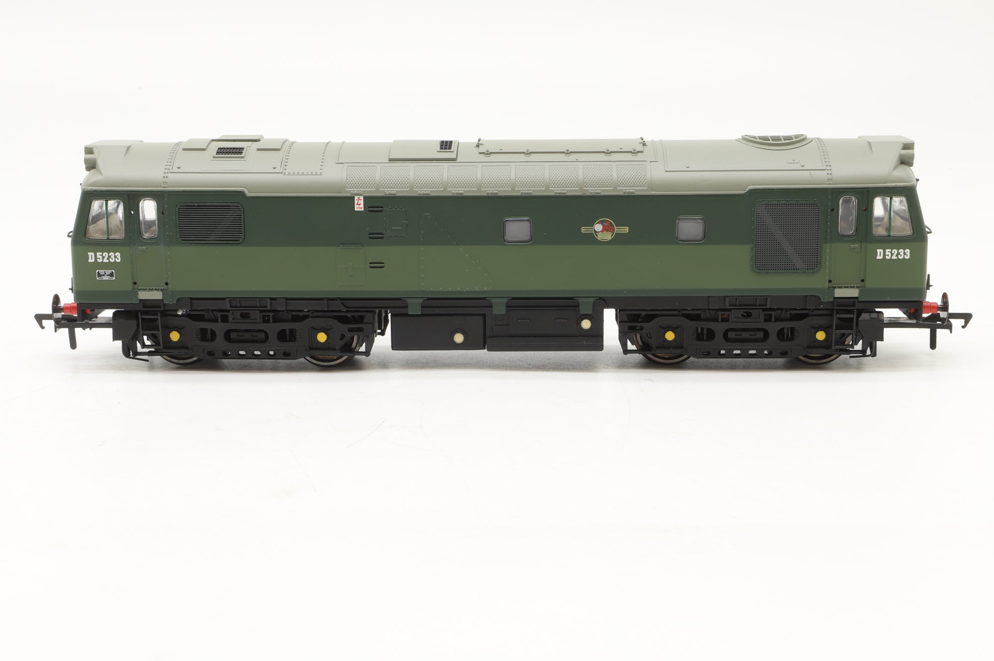 Bachmann OO 32-411 Class 25/2 Diesel BR Green