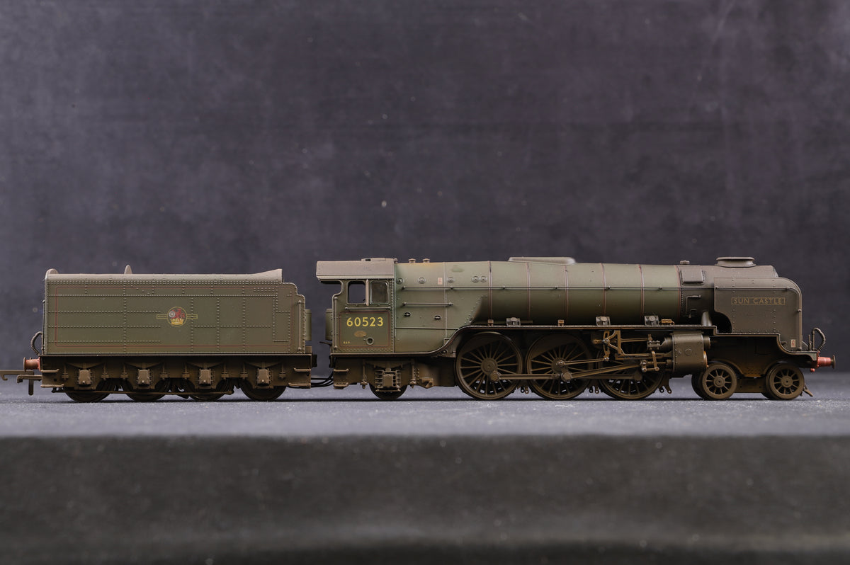 Hornby OO R3835 Thompson Class A2/3 4-6-2 &#39;Sun Castle&#39; &#39;60523&#39; BR Lined Green L/C, Weathered