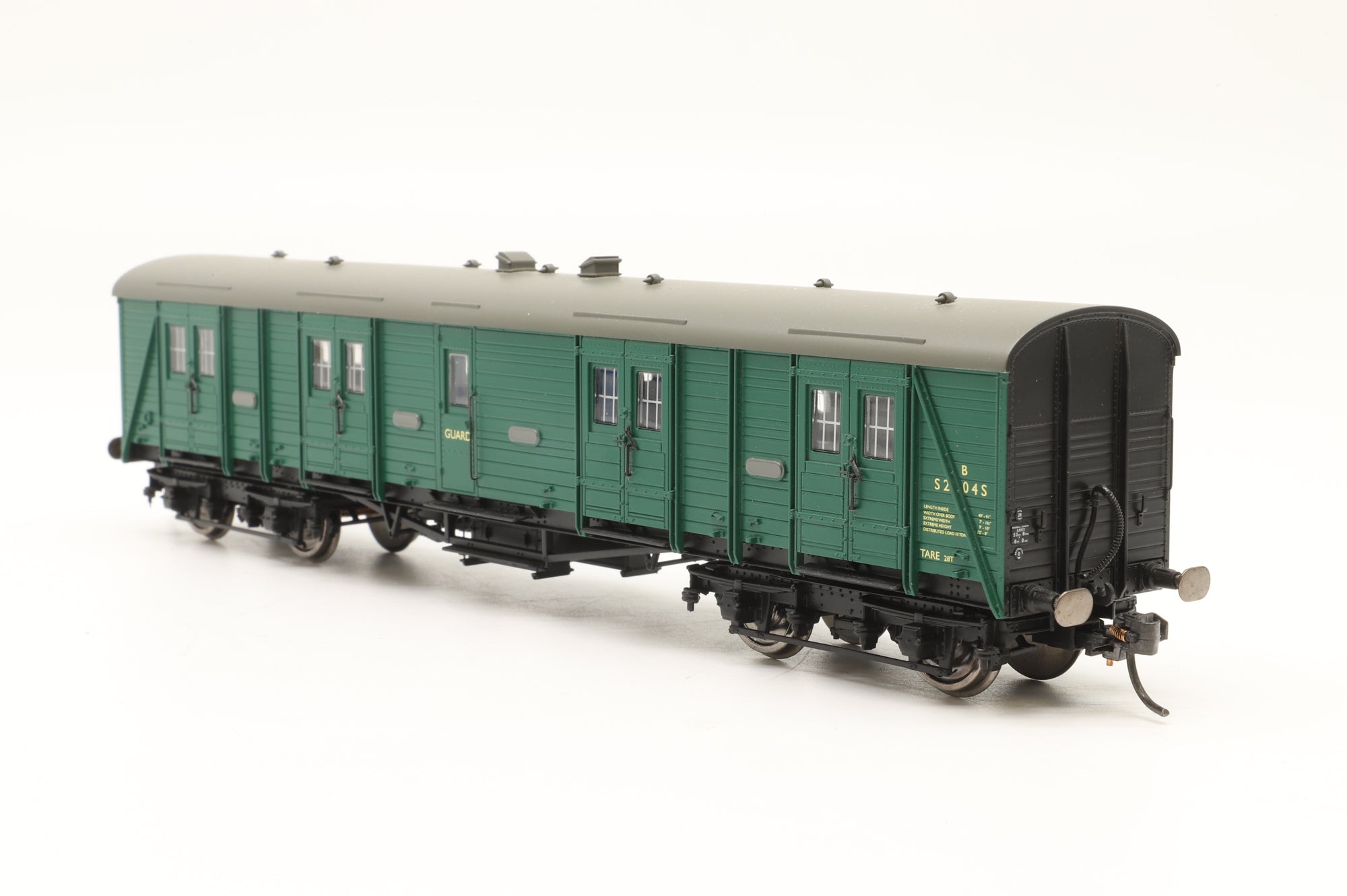 Hornby OO Rake Of 3 SR Green Coaches & CCT Van DCC Lights