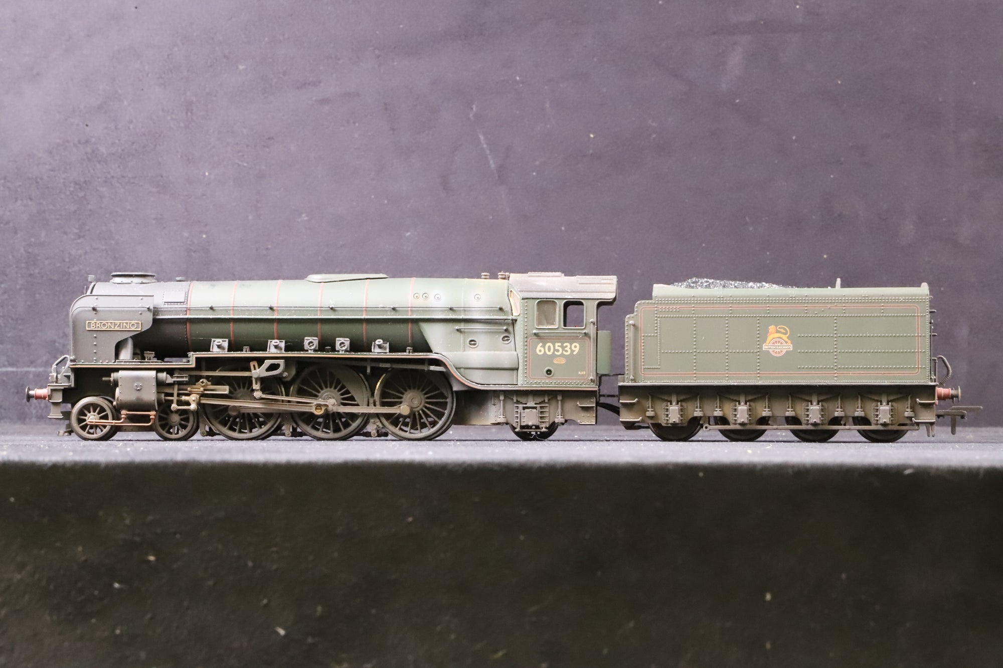 Bachmann OO 31-531 Class A2 '60539' 'Bronzino' BR Lined Green E/C TMC Weathered Renamed & Renumbered