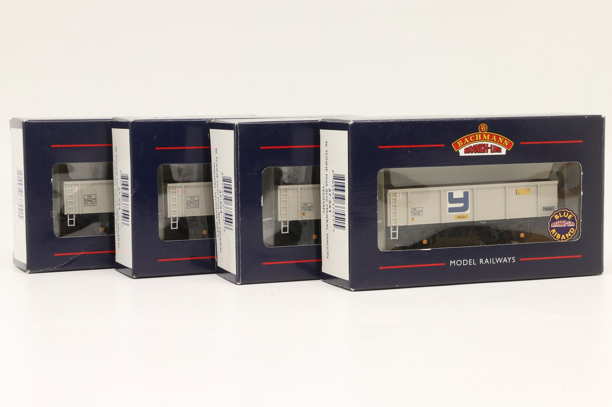 Bachmann OO Rake Of 4 46 Tonne Grey Yeoman Mineral Wagons Inc. 37-551 x2 & 37-554x2