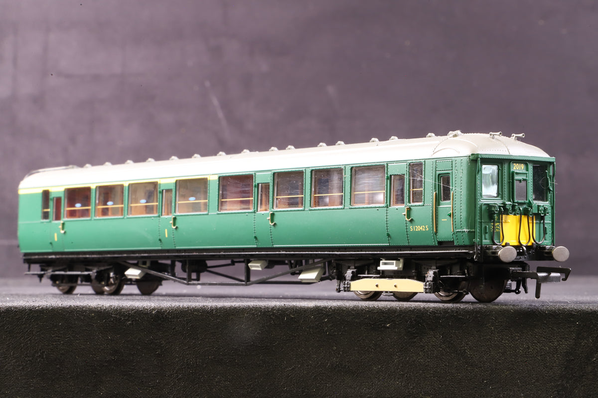 Hornby OO R3257 2-BIL &#39;2019&#39; BR Green