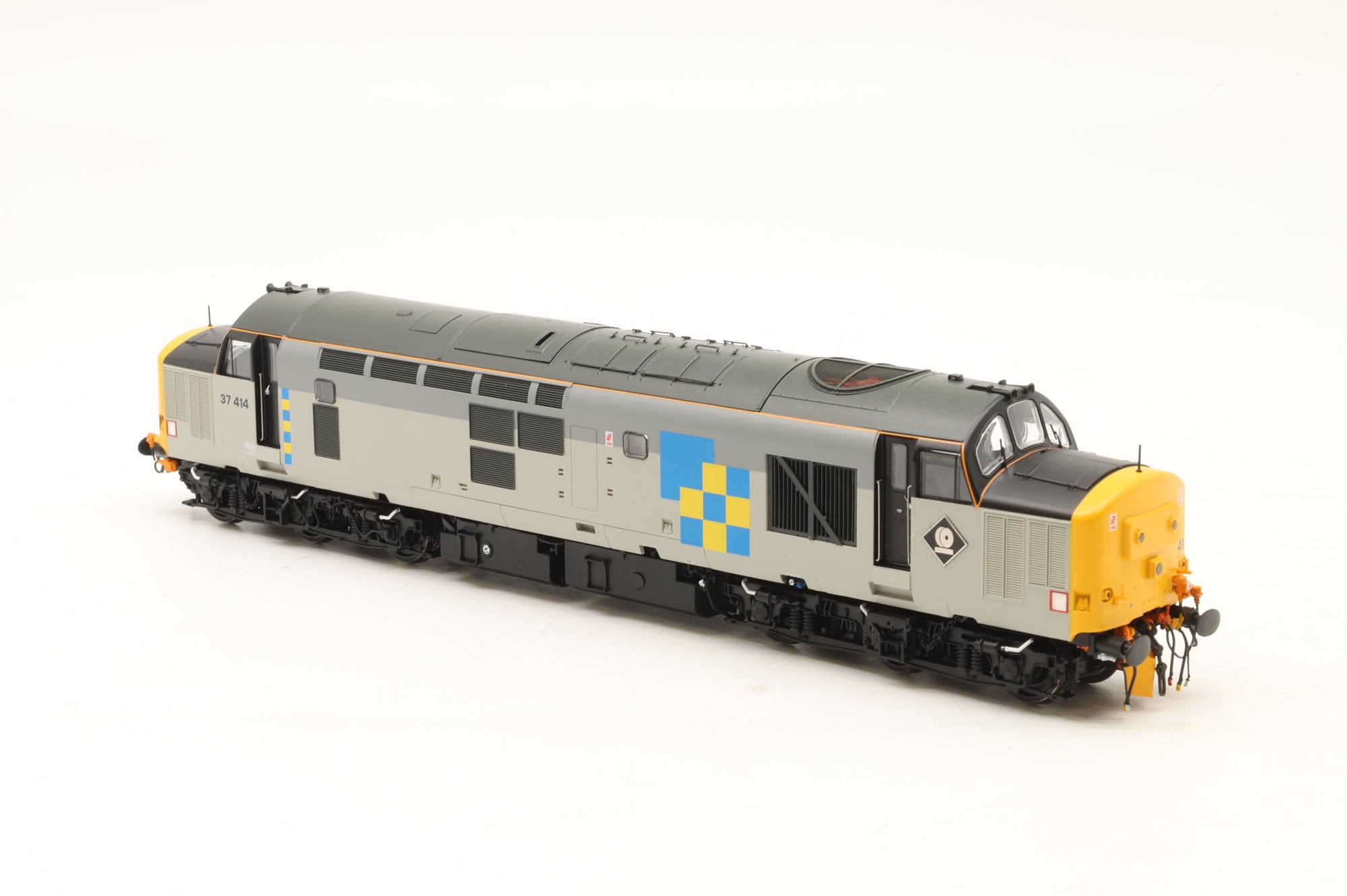 Accurascale OO ACC3161 Class 37 37414 in BR Railfreight Construction Livery – DCC Sound