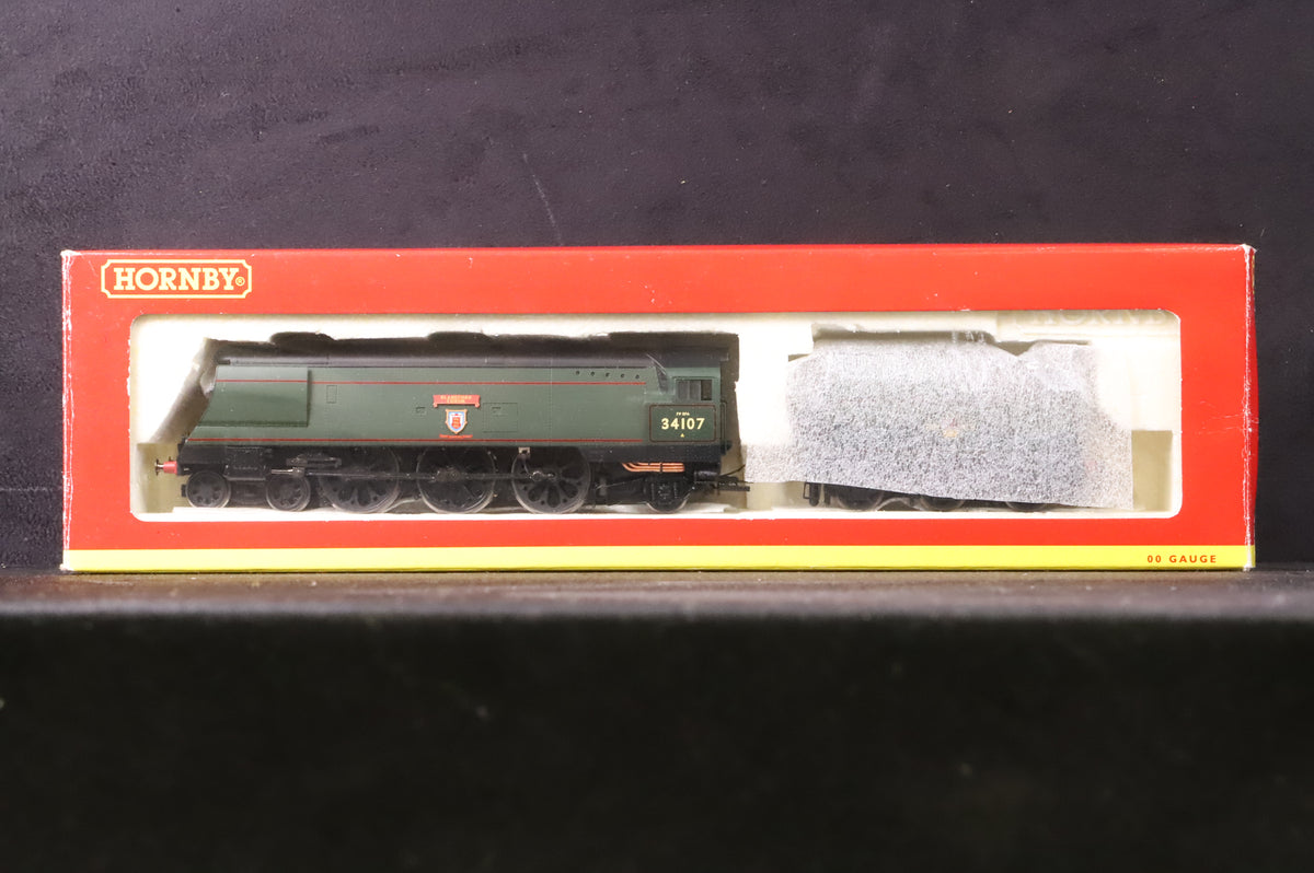 Hornby OO R2926 West Country Class 34107 &#39;Blandford Forum&#39; in Lined BR Green w/ Late Crests