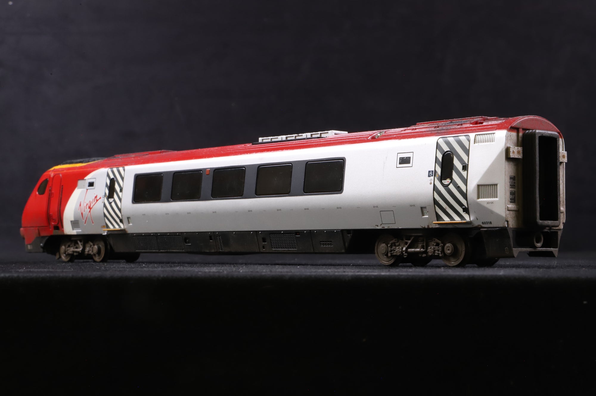 WORKSHOP Bachmann OO Class 220 4 Car Voyager Set Weathered