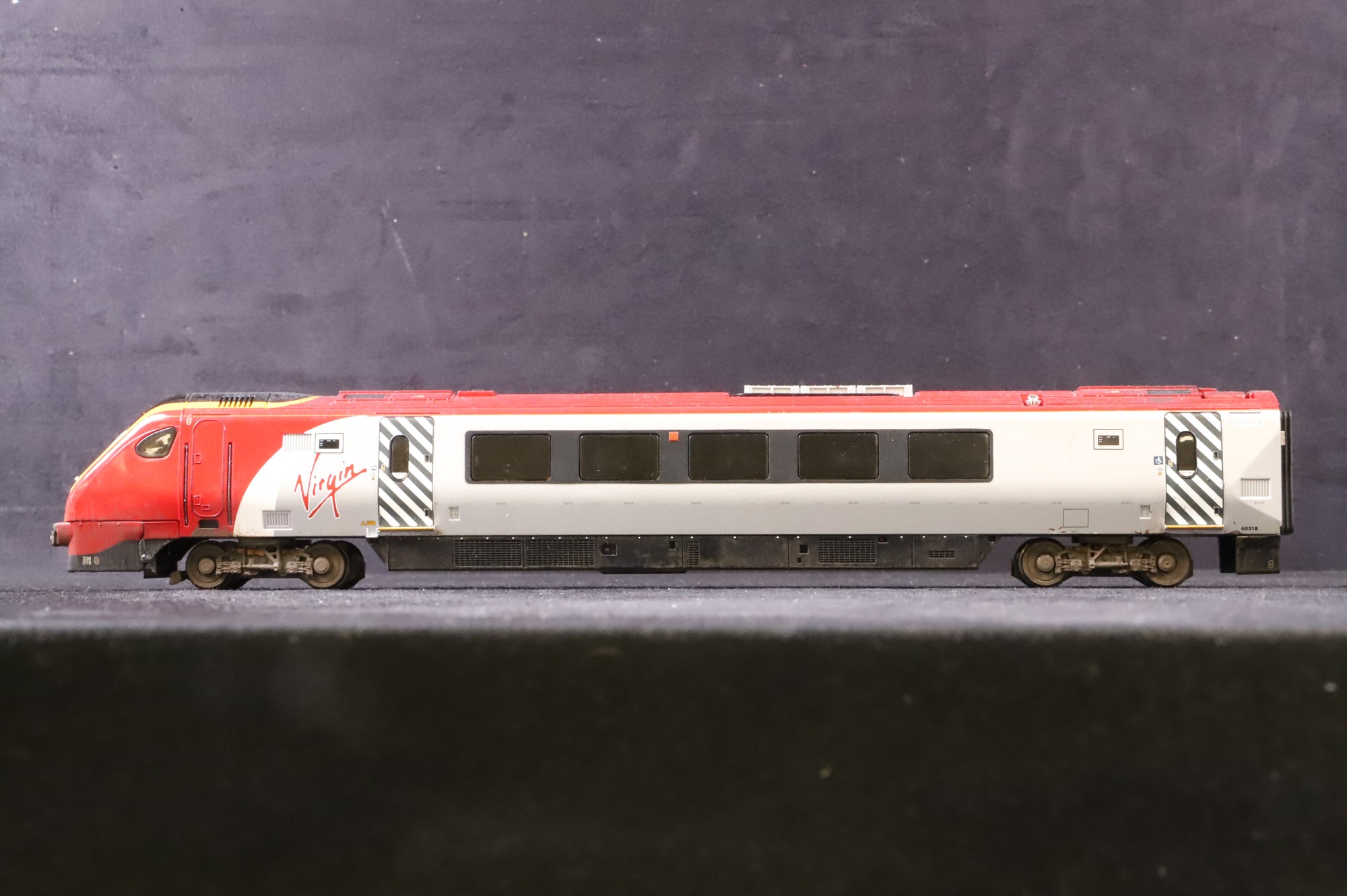WORKSHOP Bachmann OO Class 220 4 Car Voyager Set Weathered