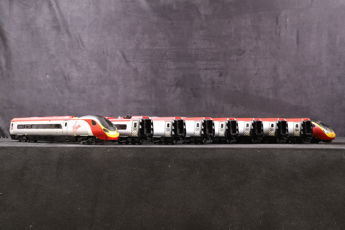 Hornby OO Virgin Trains 9 Car Pendolino Set