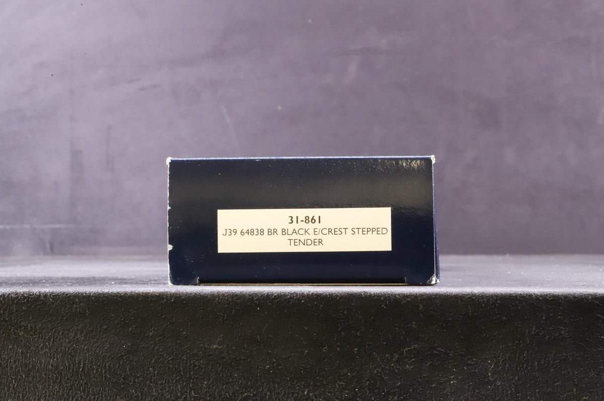 Bachmann OO 31-861 J39 64838 in BR Black w/ Early Crests &amp; Stepped Tender