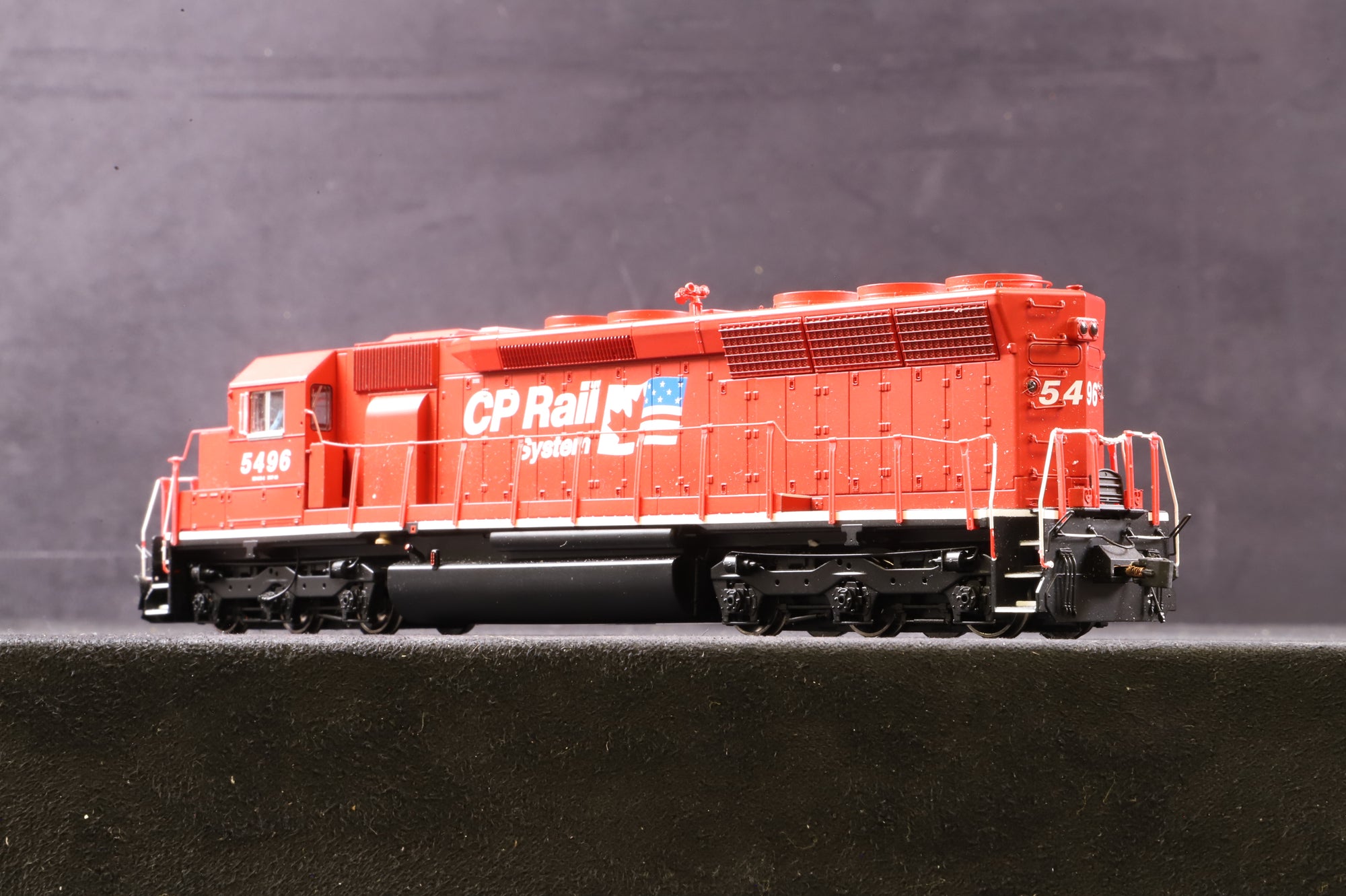 WalthersProto HO 920-41070 EMD SD45 No.5496 in Canadian Pacific Livery - DCC Sound