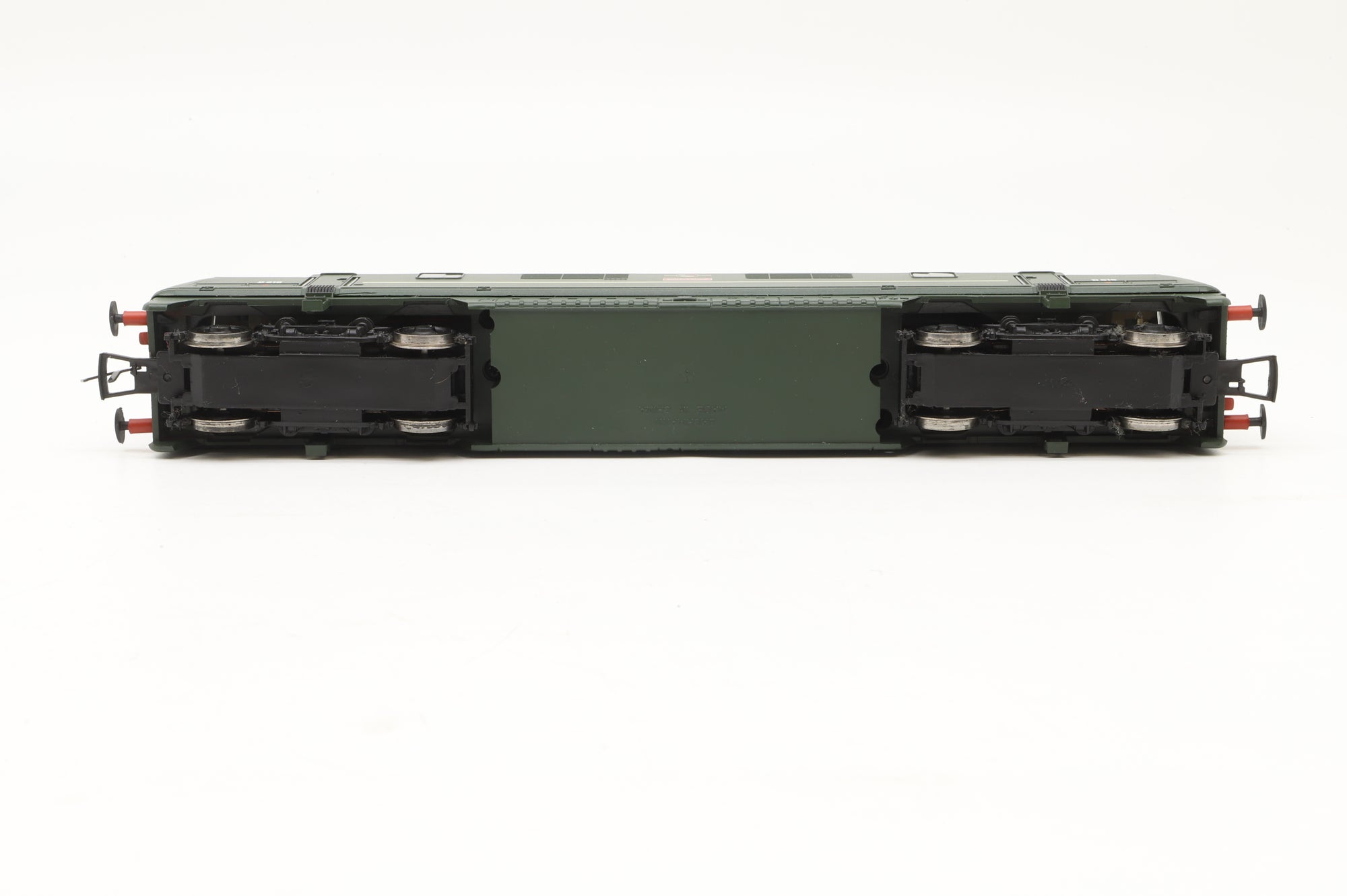 Bachmann OO 32-052 Class 42 Warship 'D816' 'Eclipse' BR Green