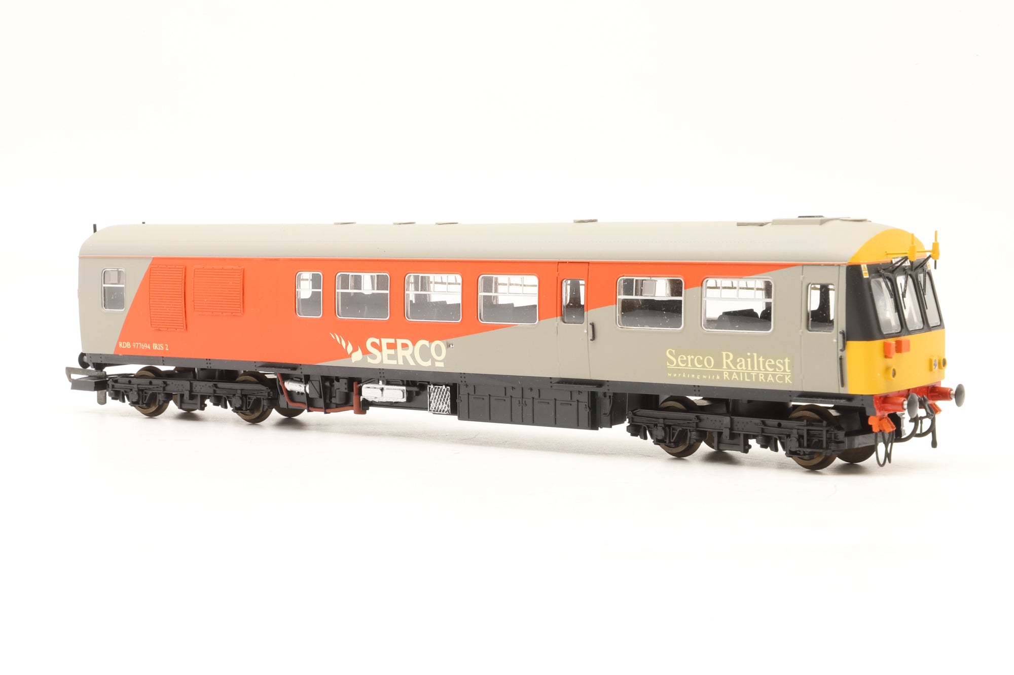 Lima OO Class 101 2 Car DMU IRIS Serco