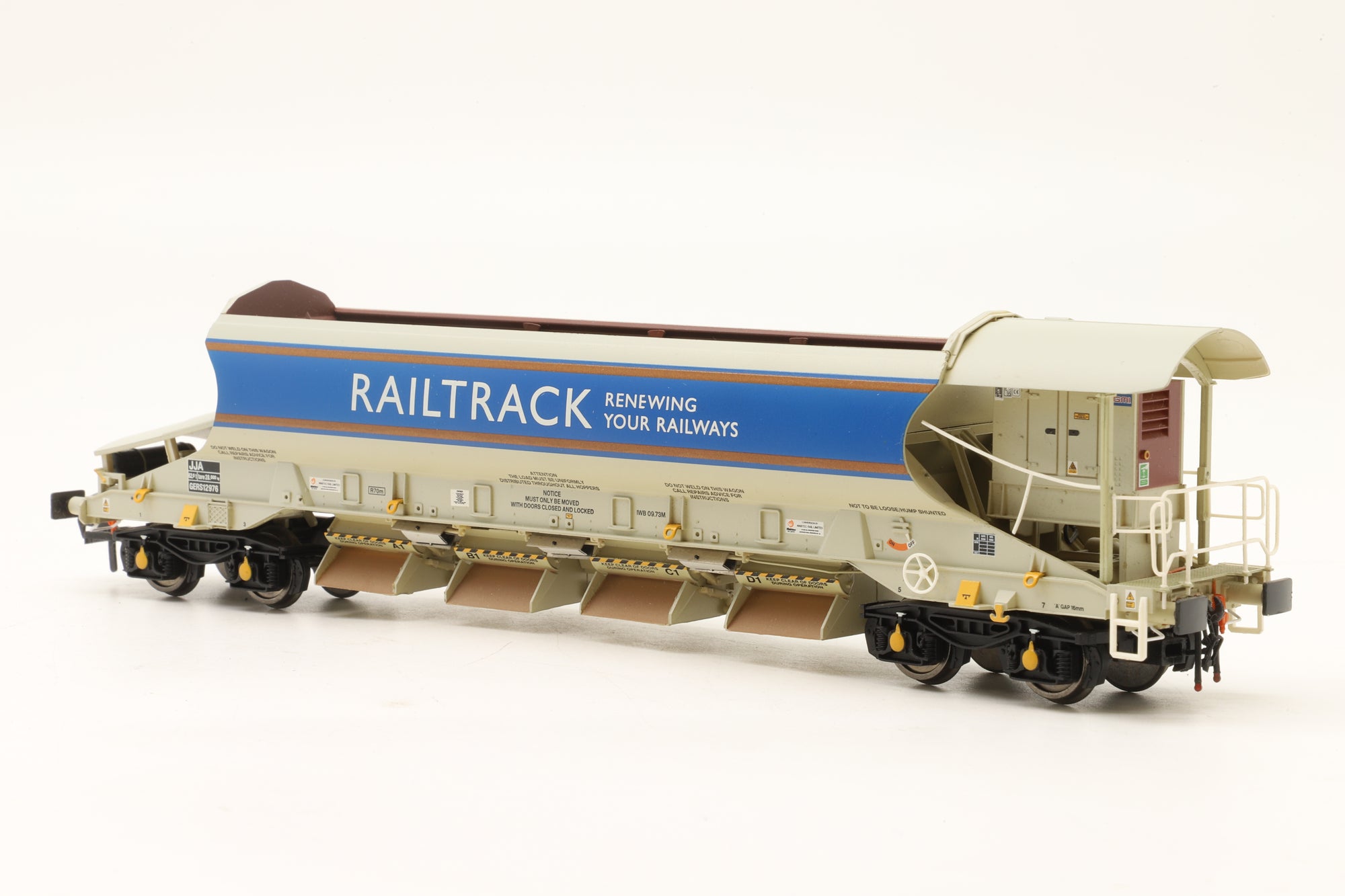 Bachmann OO 38-210 JJA Mk2 Auto-Ballaster Generator Unit in Railtrack Livery