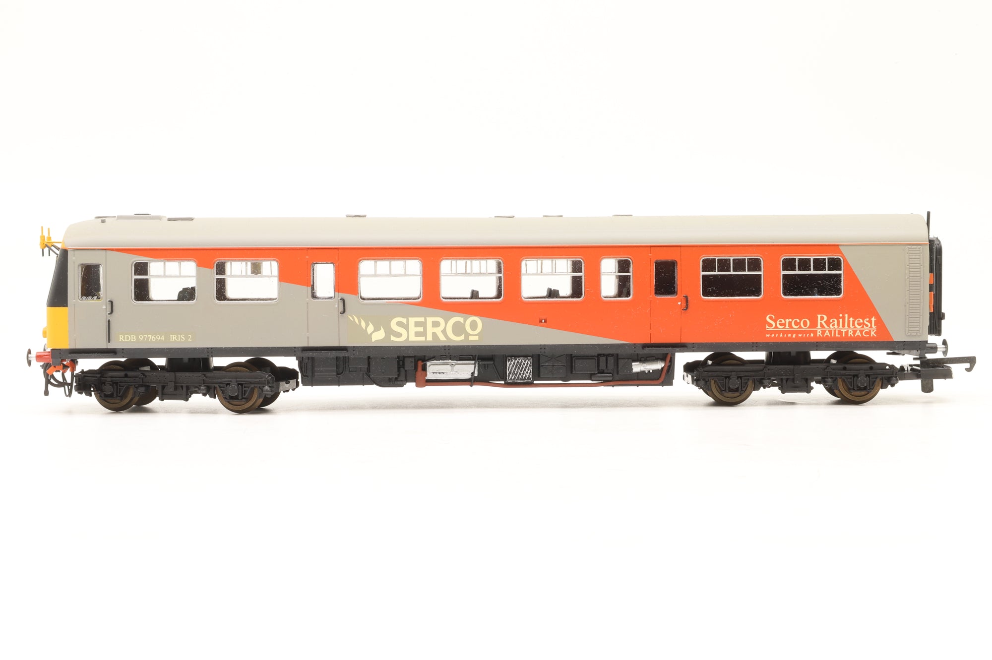 Lima OO Class 101 2 Car DMU IRIS Serco