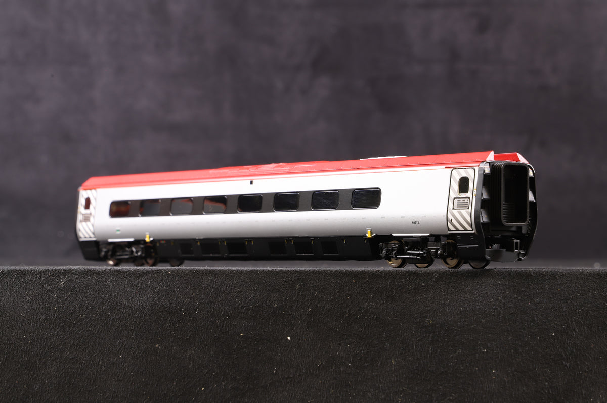 Hornby OO Virgin Trains 9 Car Pendolino Set